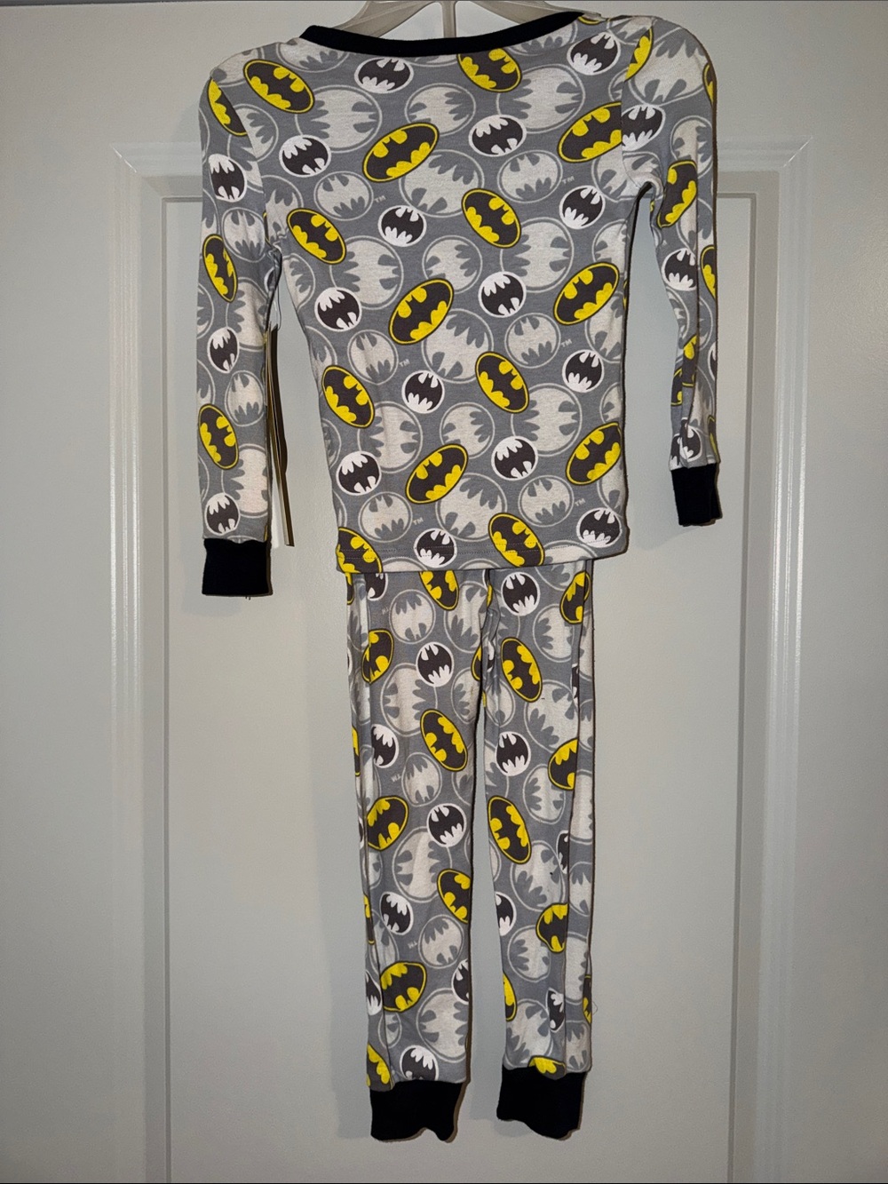 Boys BATMAN 2 Piece Pajama Set Size 6 NEW! LS Top & Bottom - Picture 5 of 7